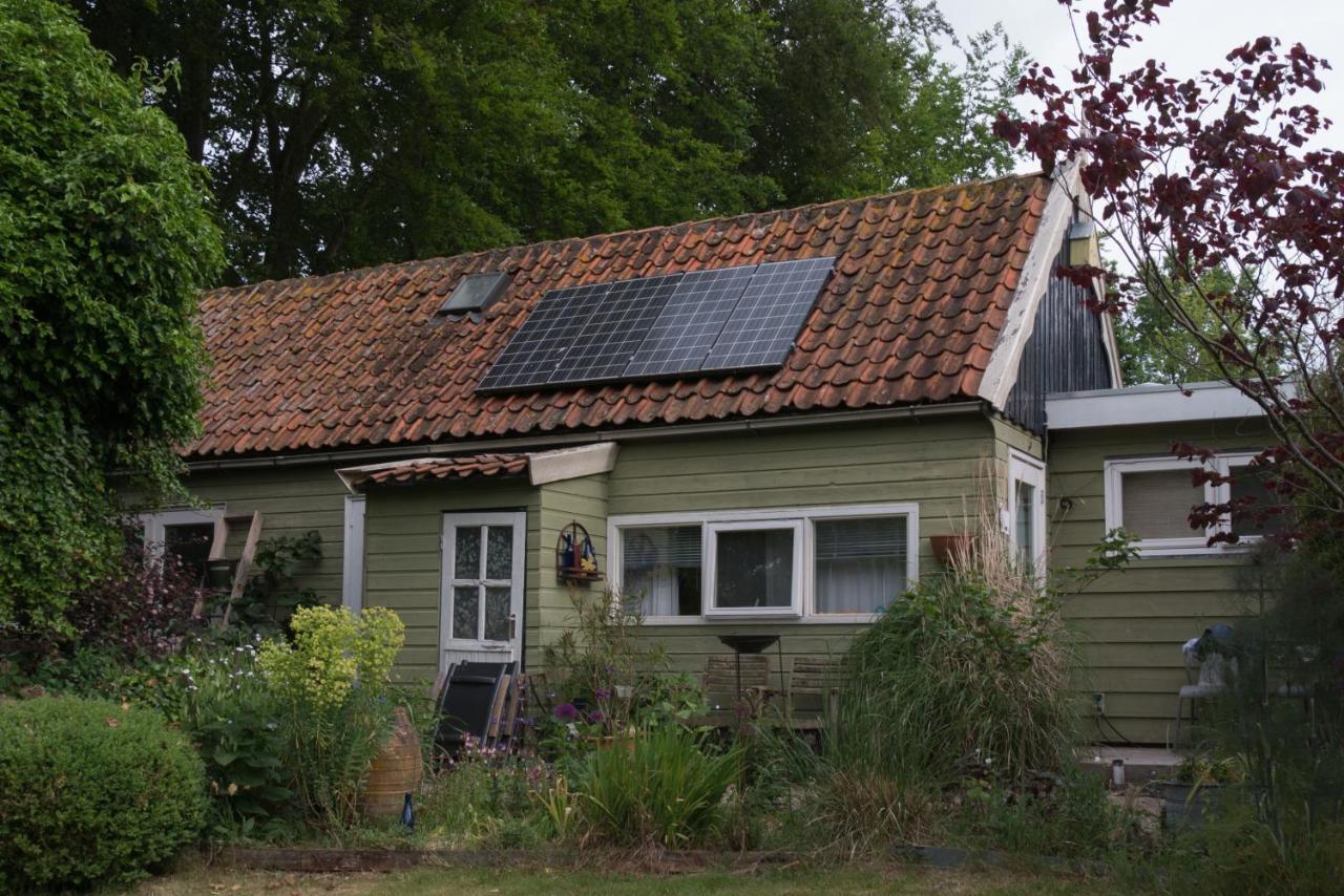 Bed and Breakfast Beemster Tiny House Зюйдостбемстер Экстерьер фото