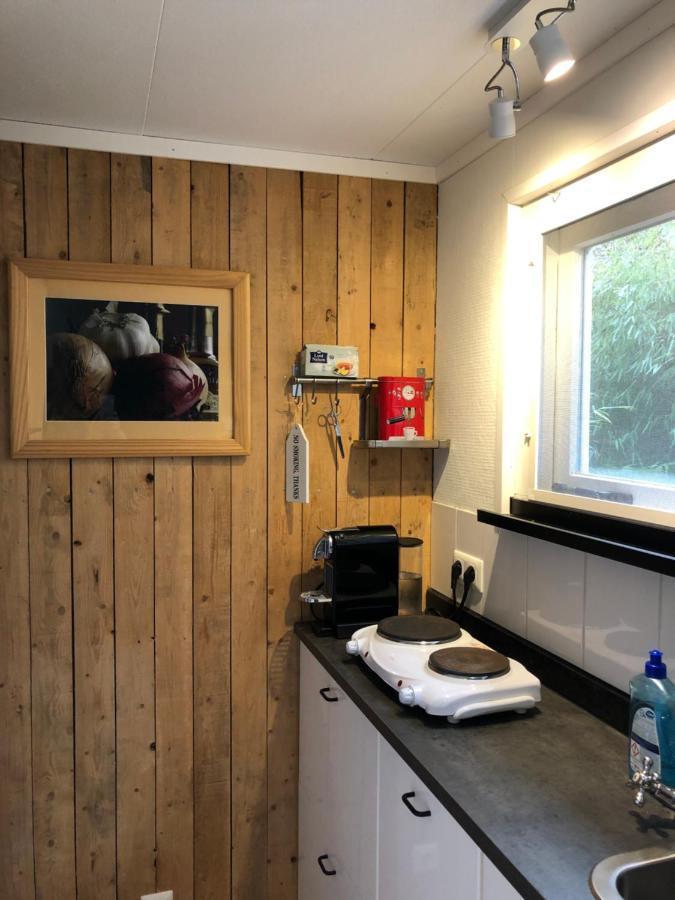 Bed and Breakfast Beemster Tiny House Зюйдостбемстер Экстерьер фото