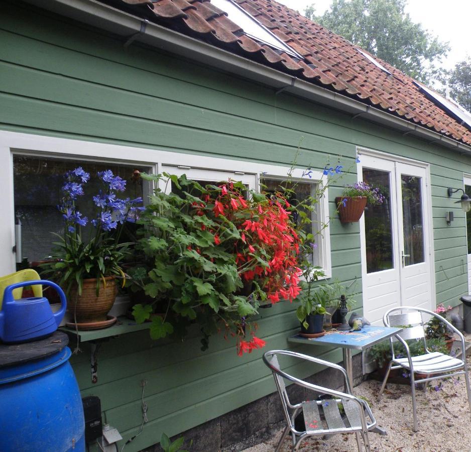 Bed and Breakfast Beemster Tiny House Зюйдостбемстер Экстерьер фото