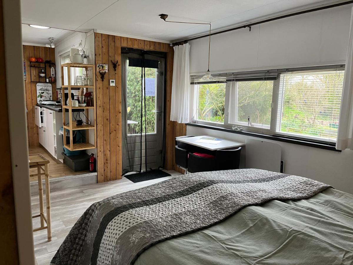 Bed and Breakfast Beemster Tiny House Зюйдостбемстер Экстерьер фото